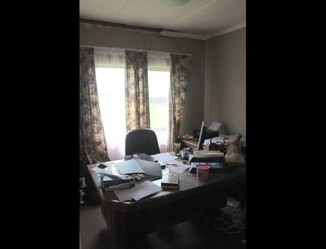 106HA FARM FOR SALE IN EAST LONDON CENTRAL